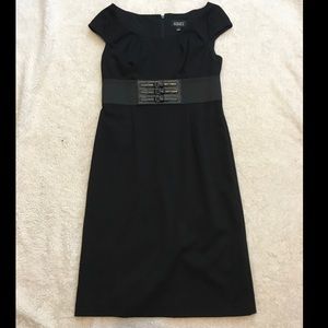 Adrianna Papell Black Dress size 4 Like New
